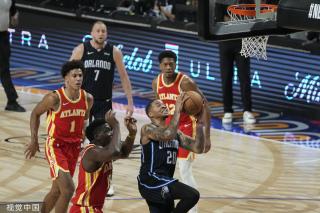 是许多羽毛 是许多羽毛