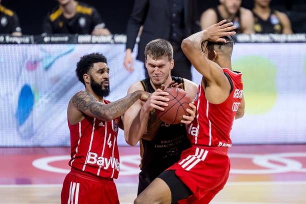 帕拉西奥斯 帕拉西奥斯